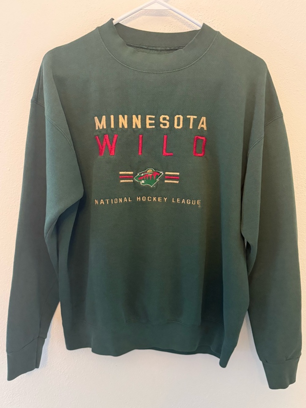 VINTAGE MN Wild Crewneck Sweatshirt